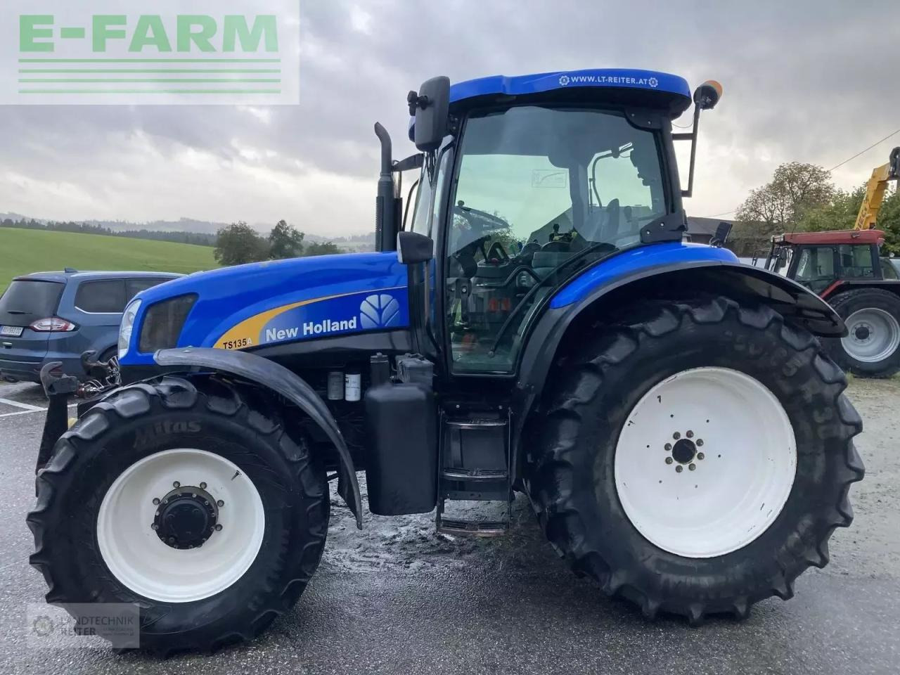 New Holland ts 135 - Farm tractor: picture 2 New Holland ts 135 - Farm tractor: picture 2
