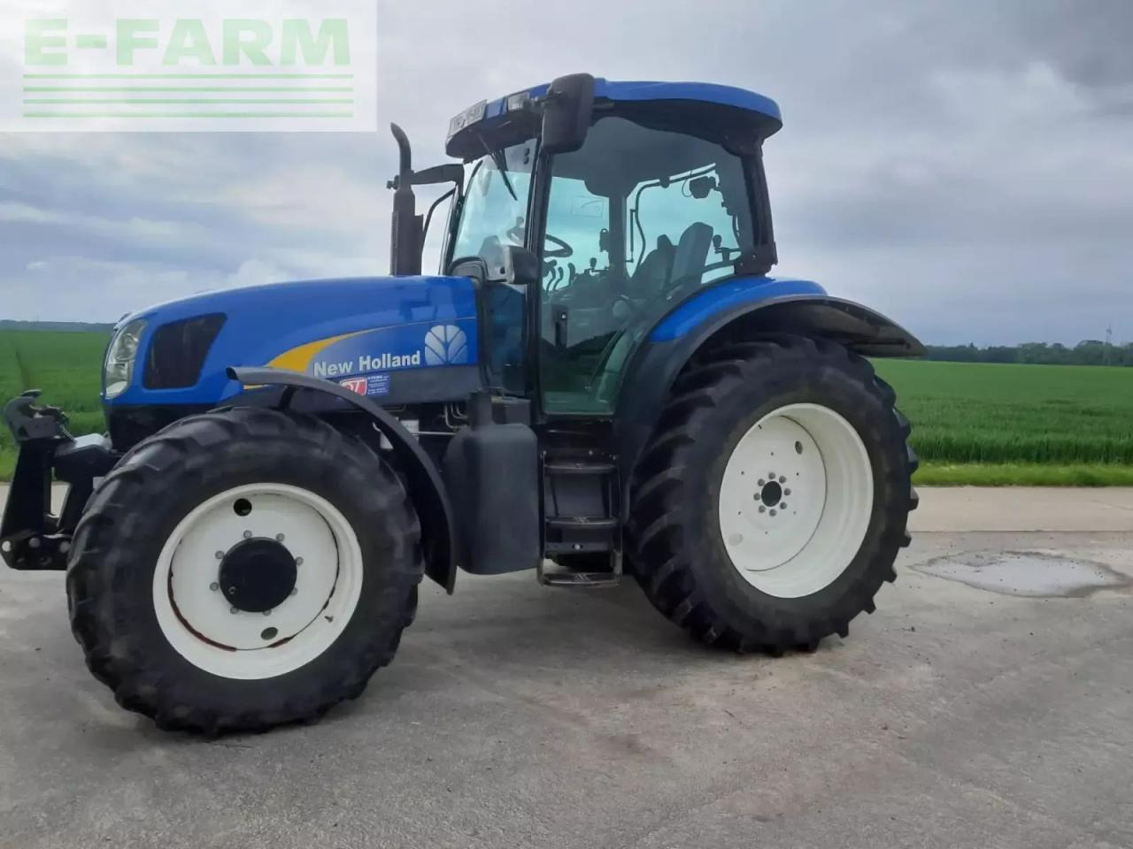 New Holland tsa 125 - Farm tractor: picture 5 New Holland tsa 125 - Farm tractor: picture 5