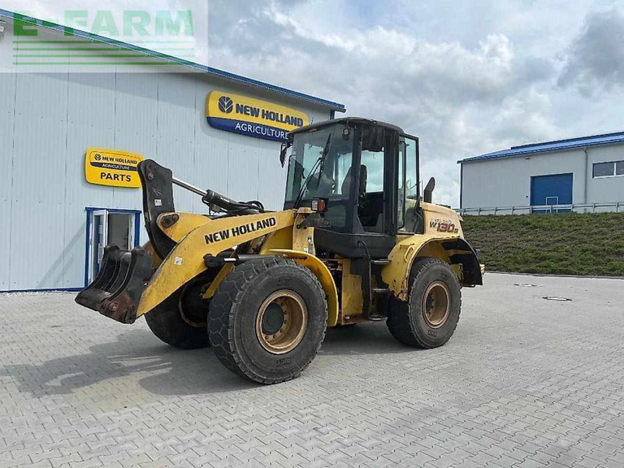 New Holland w 130 b - Mini excavator: picture 1 New Holland w 130 b - Mini excavator: picture 1
