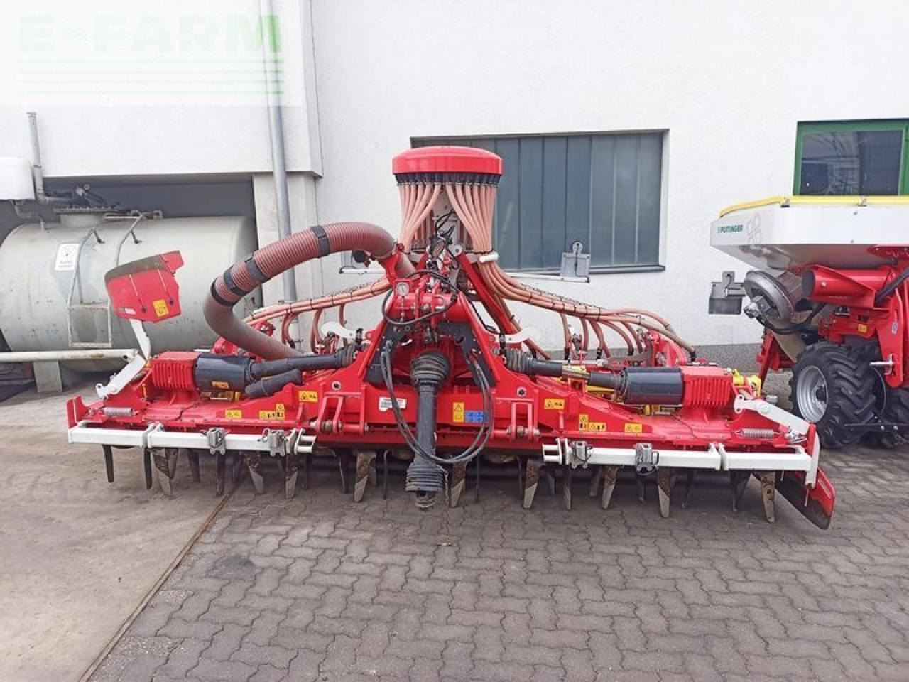 Pöttinger 4 m säkombination pneumatisch klappbar - Combine seed drill: picture 2 Pöttinger 4 m säkombination pneumatisch klappbar - Combine seed drill: picture 2