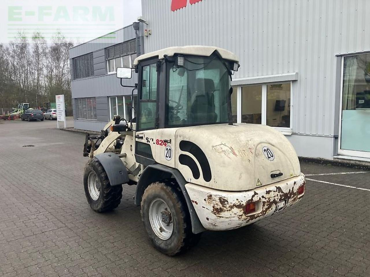 Mini excavator Schaeff skl 824: picture 7