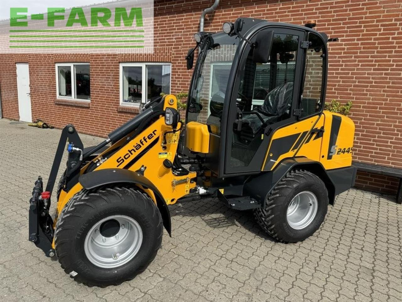 Schäffer 2445s - Mini excavator: picture 1 Schäffer 2445s - Mini excavator: picture 1