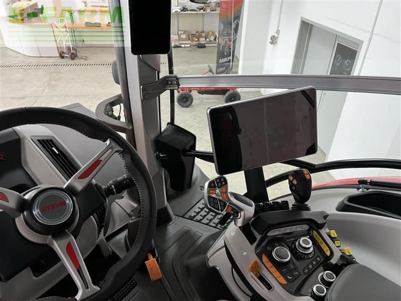 Steyr 6300 terrus cvt (stage v) CVT - Farm tractor: picture 4 Steyr 6300 terrus cvt (stage v) CVT - Farm tractor: picture 4