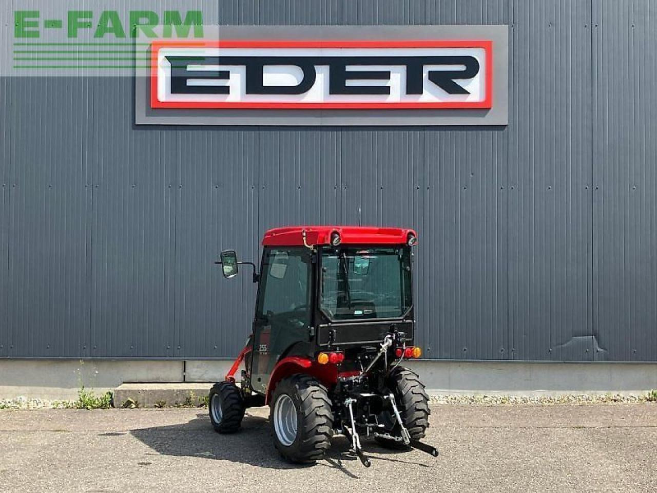 Tym ts 255 nh kabine - Farm tractor: picture 3 Tym ts 255 nh kabine - Farm tractor: picture 3