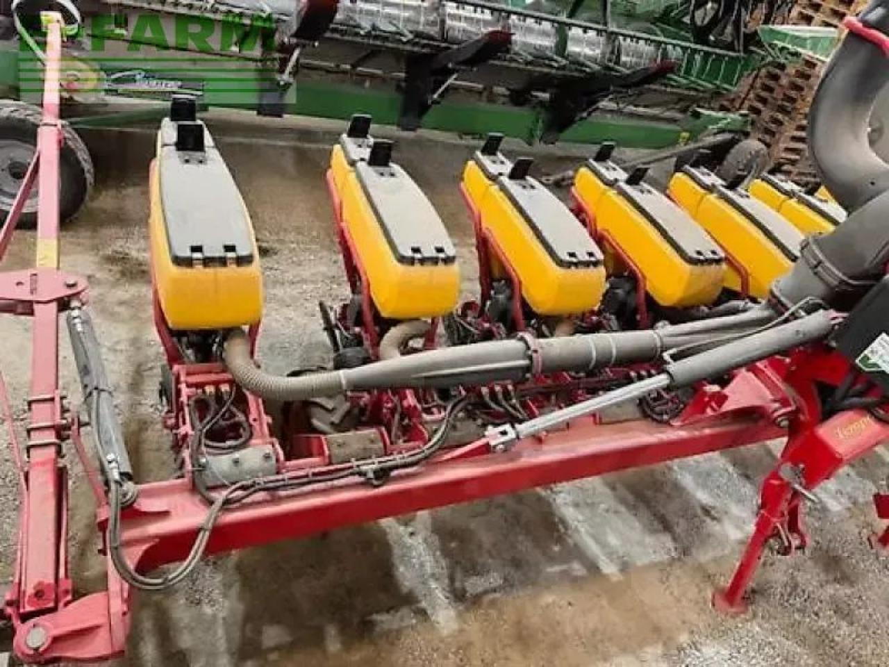 Väderstad tempo v8 - Precision seed drill: picture 2 Väderstad tempo v8 - Precision seed drill: picture 2