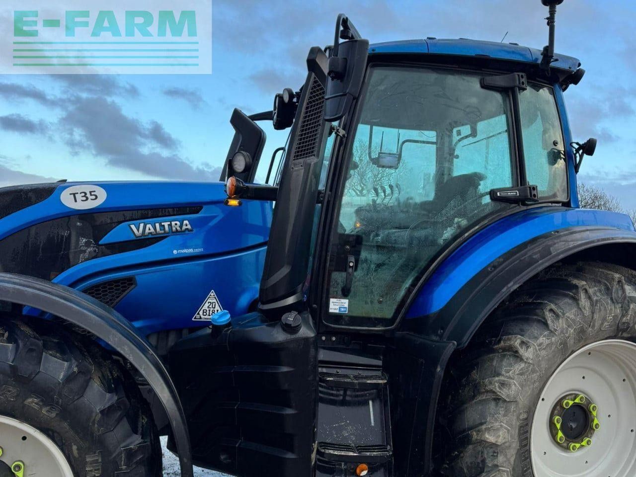 Valtra T175 - Farm tractor: picture 1 Valtra T175 - Farm tractor: picture 1