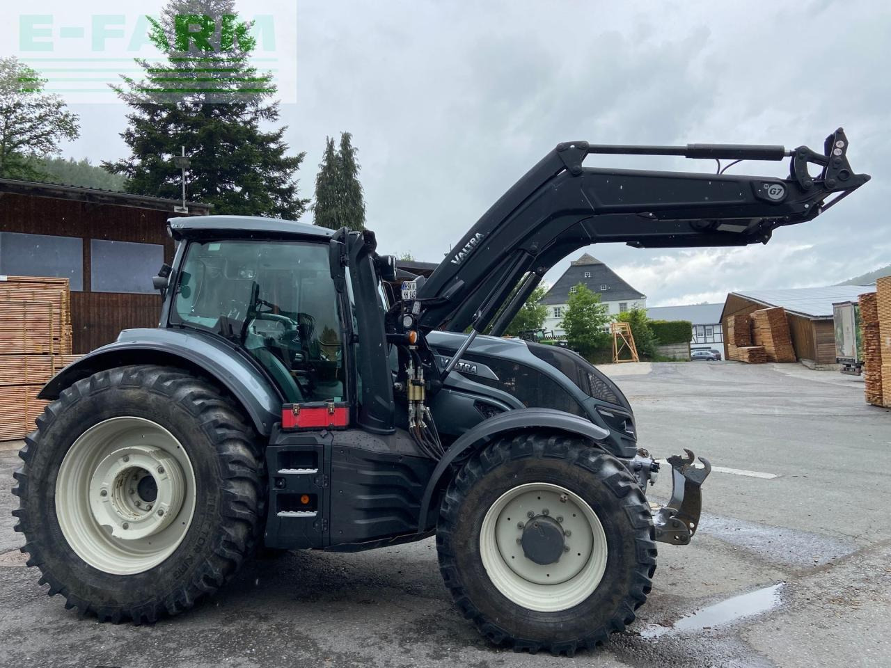 Valtra T254S - Farm tractor: picture 3 Valtra T254S - Farm tractor: picture 3
