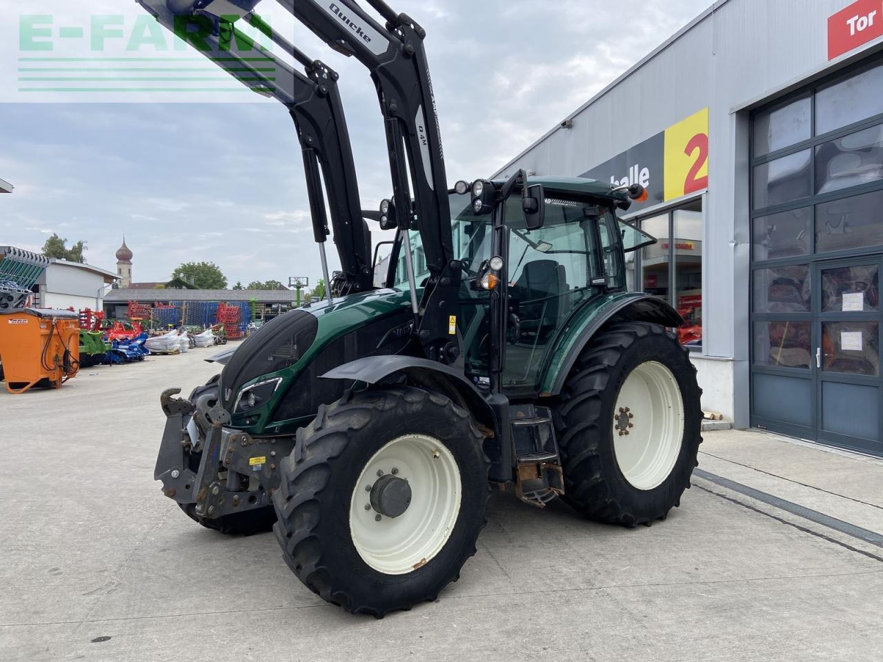 Valtra a 104 - Farm tractor: picture 2 Valtra a 104 - Farm tractor: picture 2