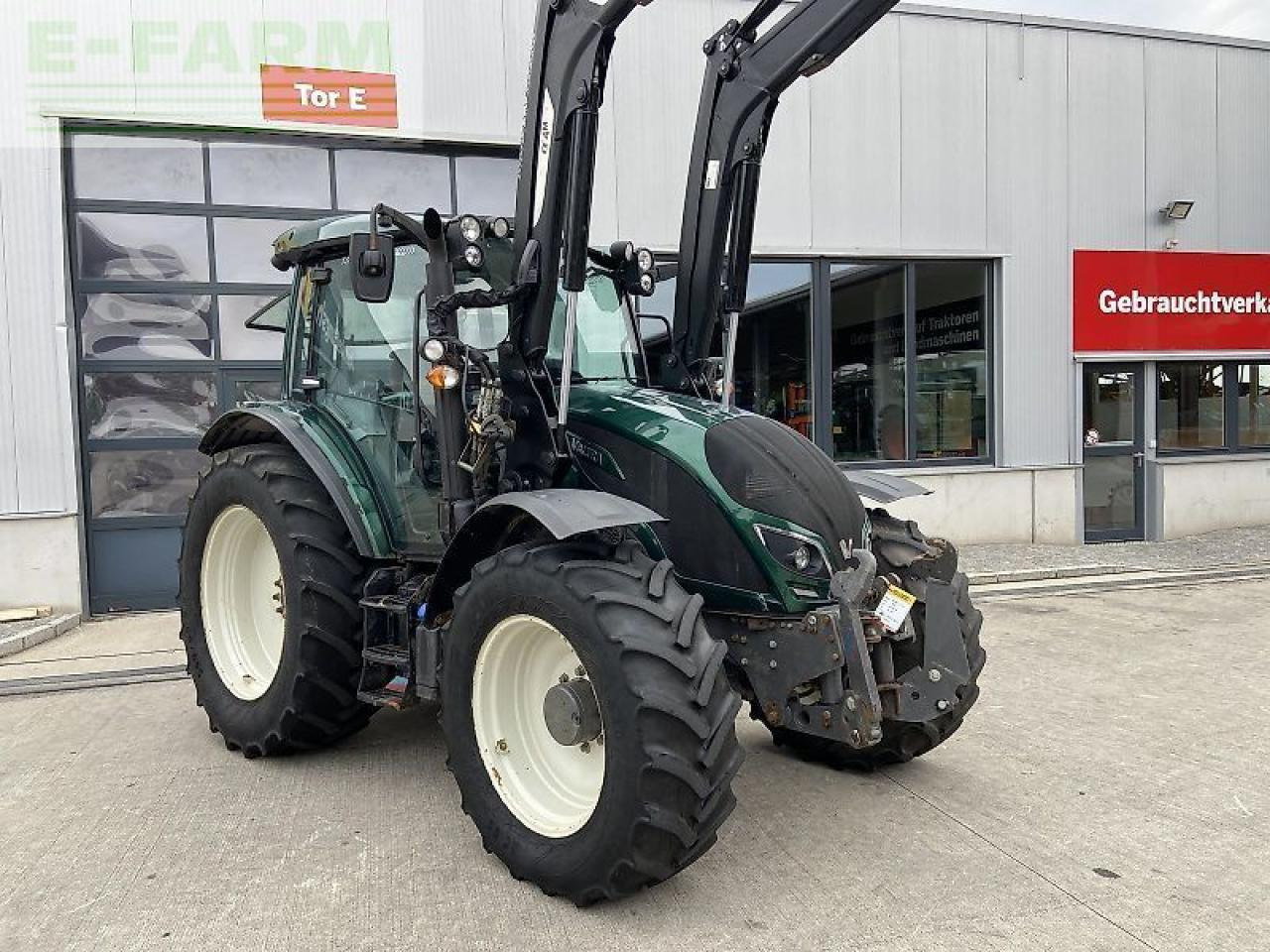 Valtra a 104 - Farm tractor: picture 4 Valtra a 104 - Farm tractor: picture 4