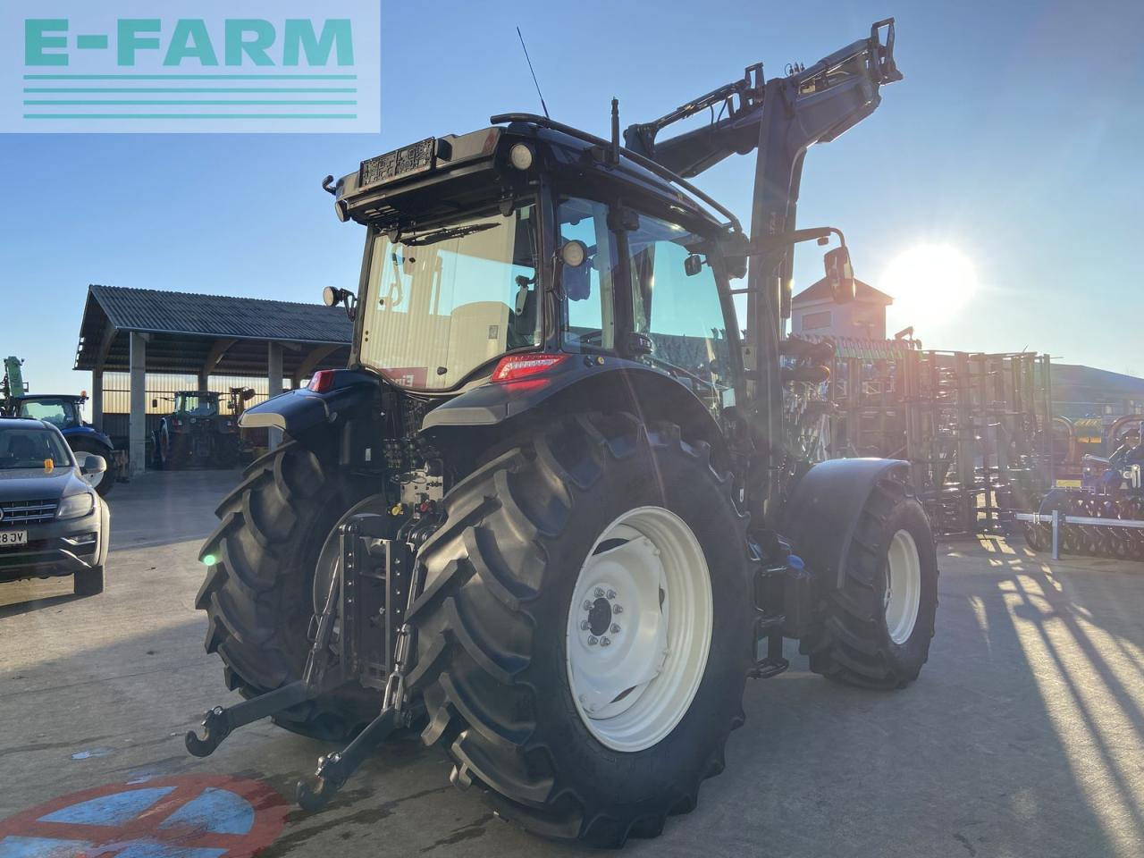 Valtra a 115 - Farm tractor: picture 5 Valtra a 115 - Farm tractor: picture 5