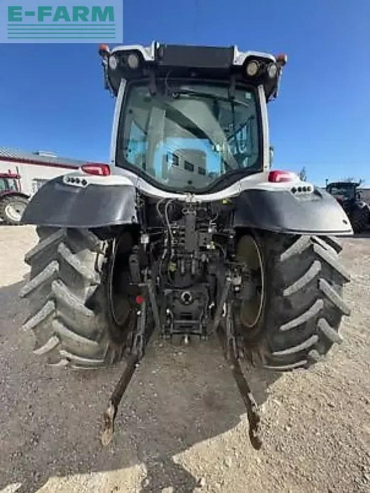Valtra n134 h5 - Farm tractor: picture 5 Valtra n134 h5 - Farm tractor: picture 5