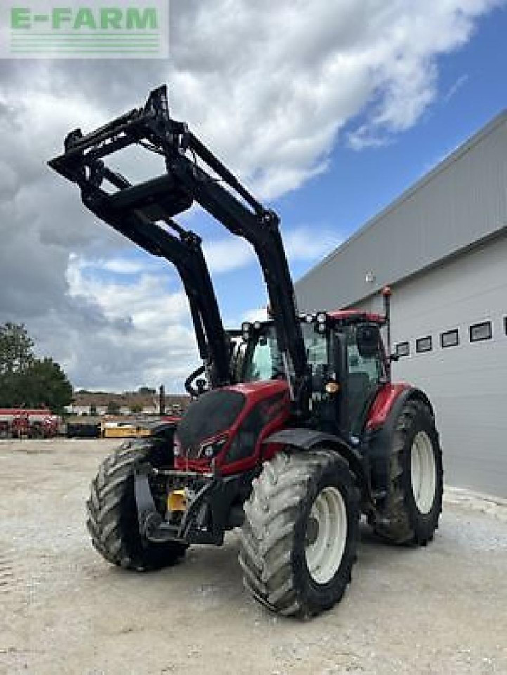 Valtra n134a - Farm tractor: picture 2 Valtra n134a - Farm tractor: picture 2