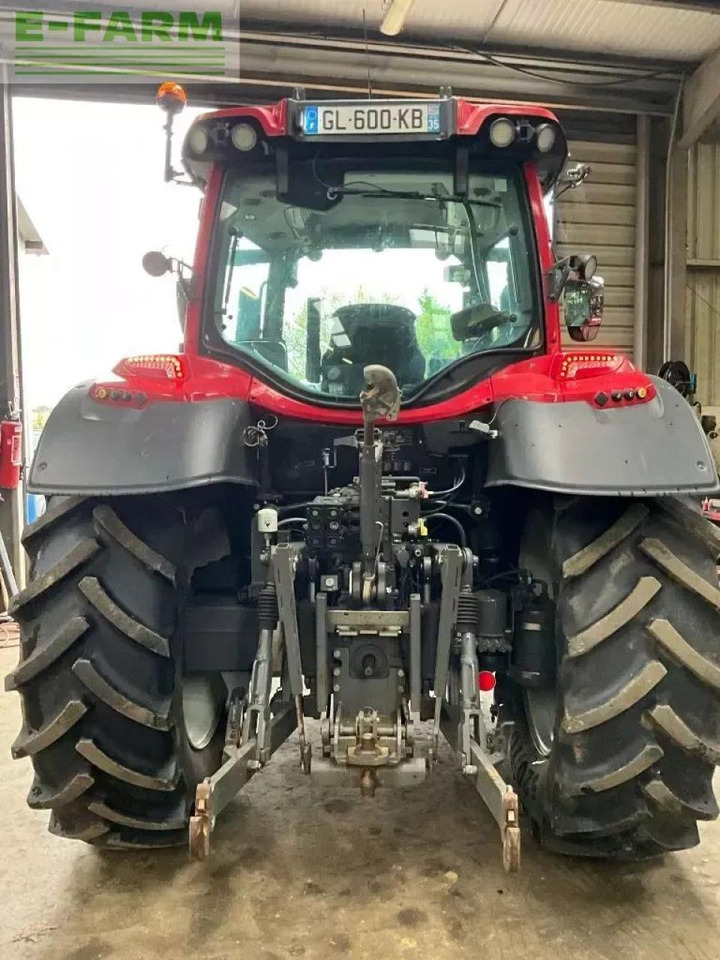 Valtra n135 h - Farm tractor: picture 2 Valtra n135 h - Farm tractor: picture 2