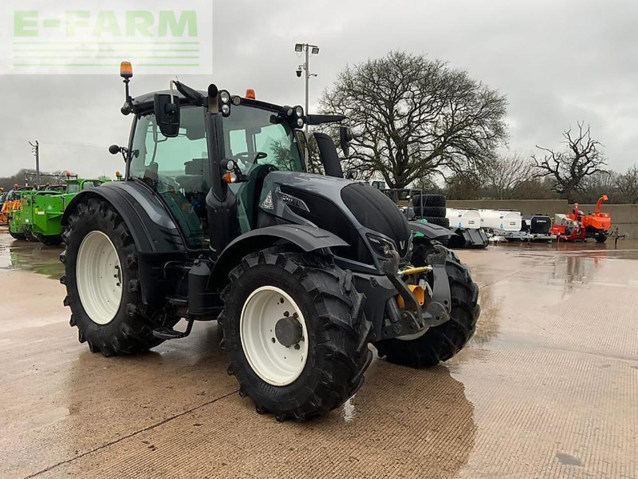 Valtra n174 direct unlimited tractor (st25339) Direct - Farm tractor: picture 2 Valtra n174 direct unlimited tractor (st25339) Direct - Farm tractor: picture 2