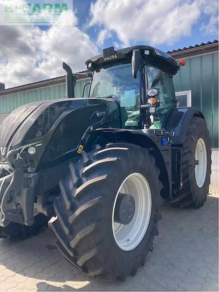 Valtra s324 smarttouch mr19 - Farm tractor: picture 1 Valtra s324 smarttouch mr19 - Farm tractor: picture 1