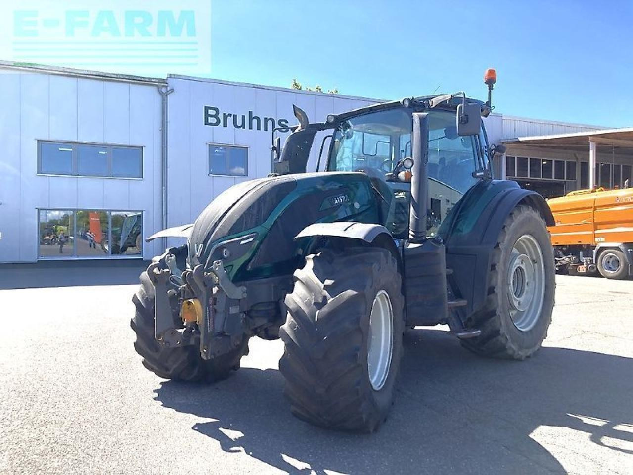 Valtra t 234 a - Farm tractor: picture 1 Valtra t 234 a - Farm tractor: picture 1