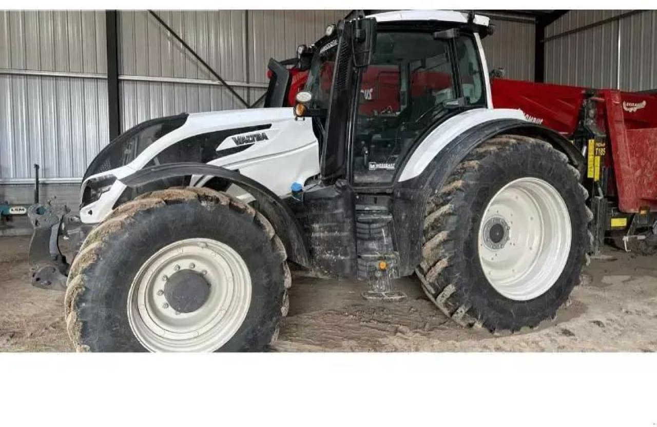 Valtra t175 - Farm tractor: picture 1 Valtra t175 - Farm tractor: picture 1