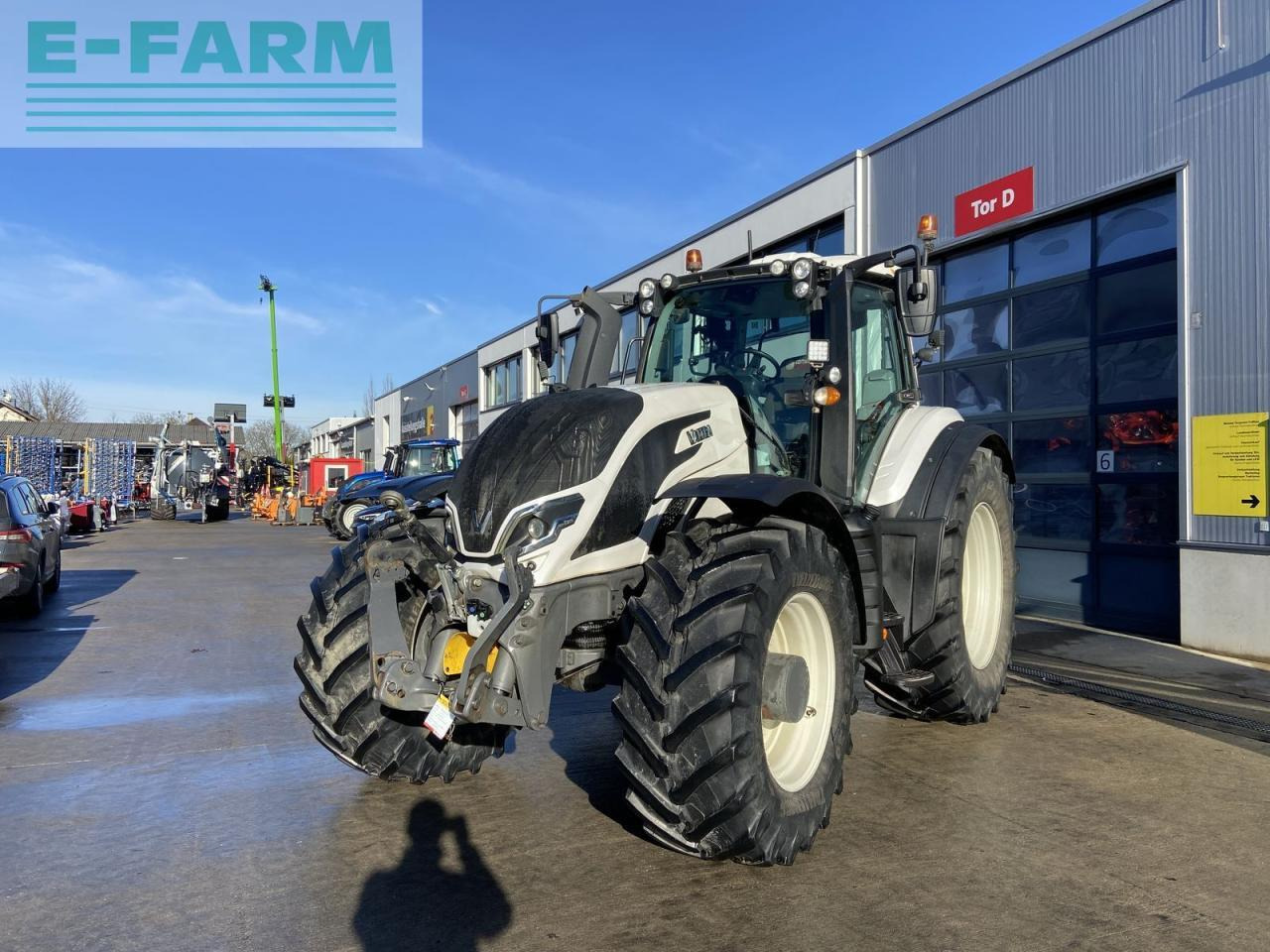 Valtra t215 direct Direct - Farm tractor: picture 1 Valtra t215 direct Direct - Farm tractor: picture 1
