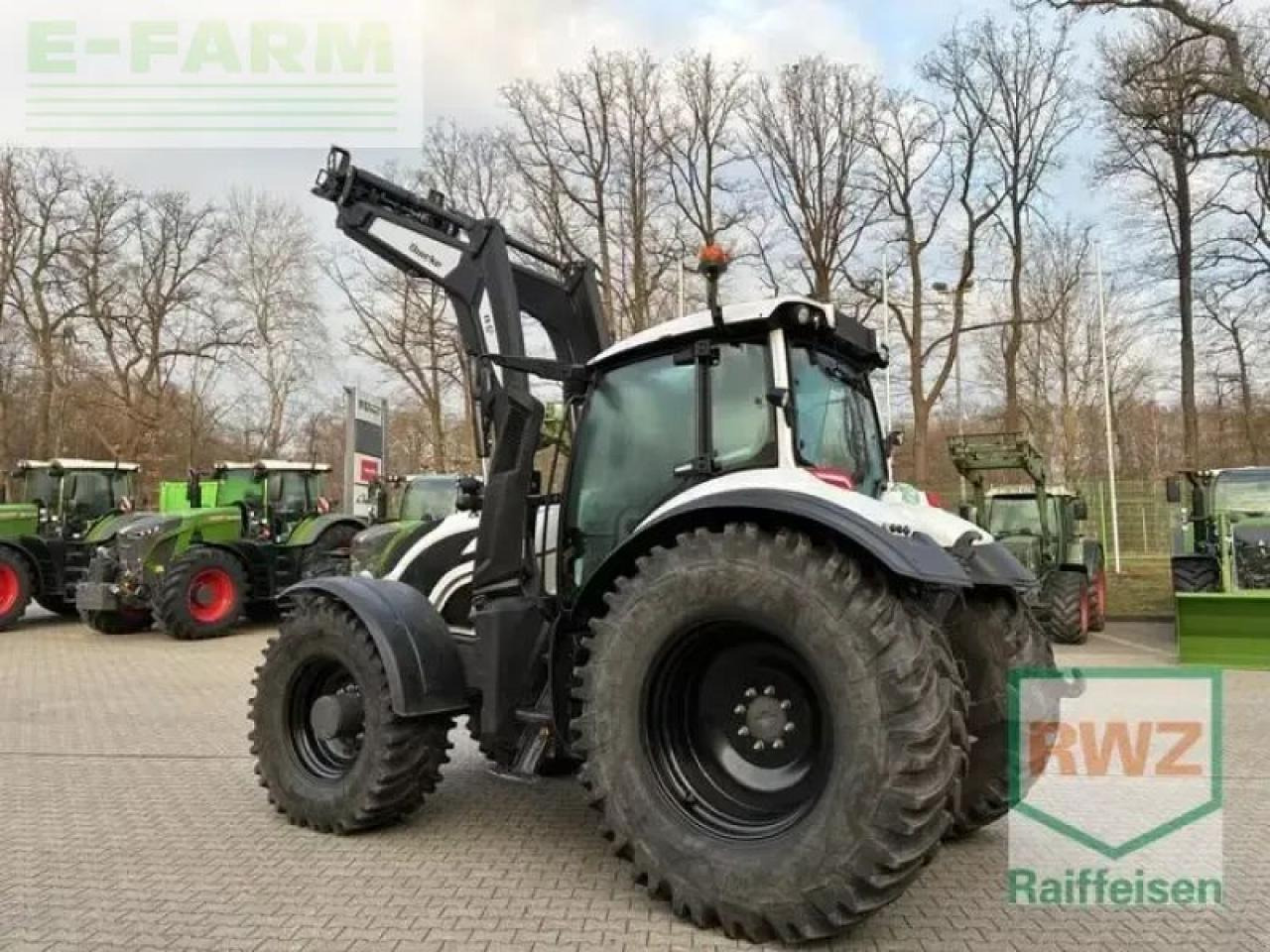 Valtra t215d - Farm tractor: picture 4 Valtra t215d - Farm tractor: picture 4