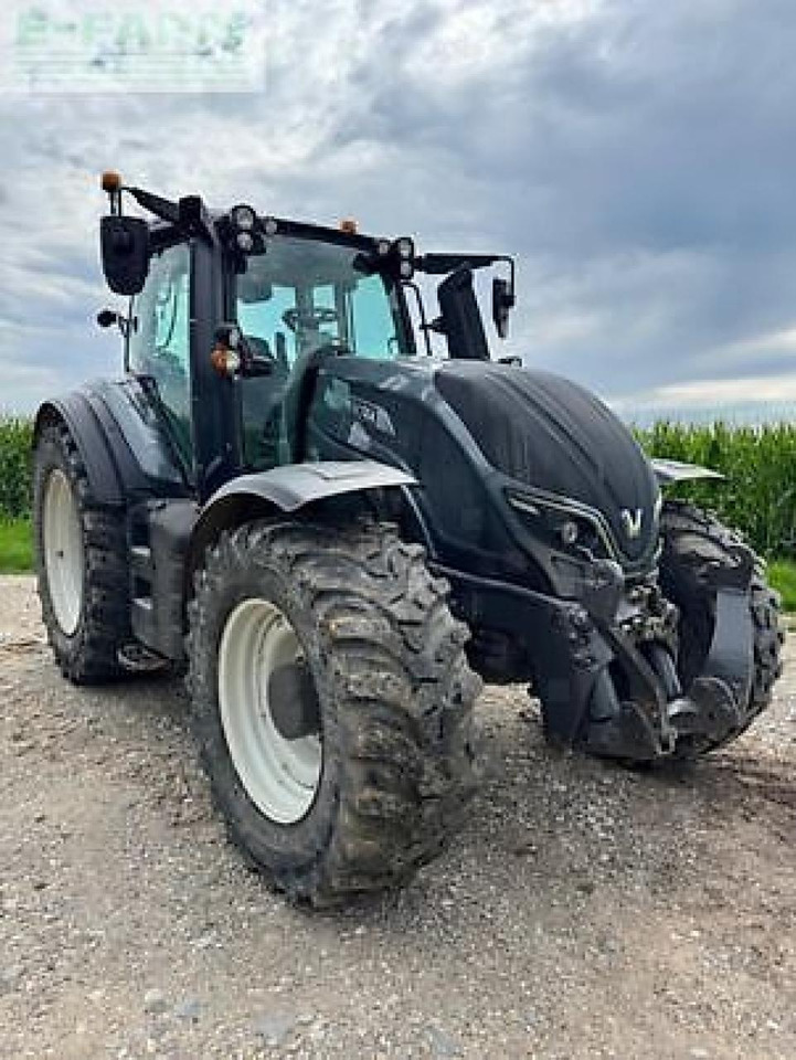 Valtra t234 versu Versu - Farm tractor: picture 1 Valtra t234 versu Versu - Farm tractor: picture 1