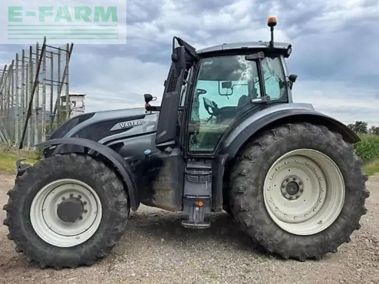 Valtra t234 versu Versu - Farm tractor: picture 3 Valtra t234 versu Versu - Farm tractor: picture 3
