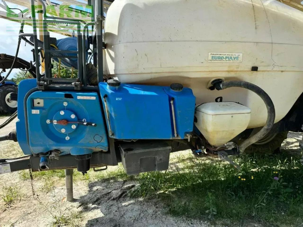 Meteor 4100 - Trailed sprayer: picture 3 Meteor 4100 - Trailed sprayer: picture 3