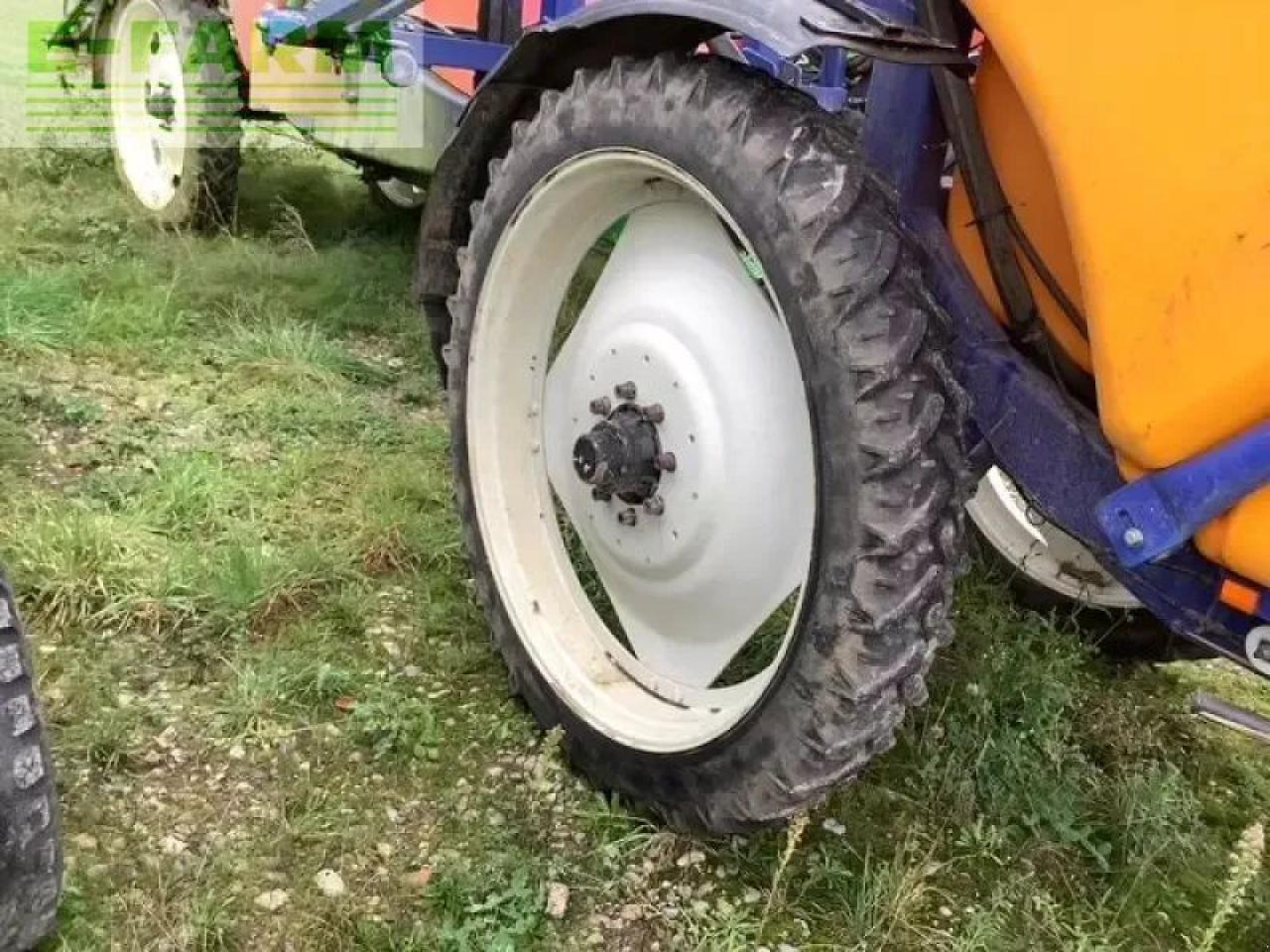 Olympia320s - Trailed sprayer: picture 5 Olympia320s - Trailed sprayer: picture 5