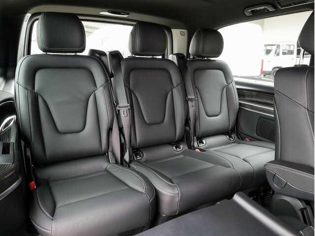 MERCEDES-BENZ EQV 300 Avantgarde Line,lang,7Sitze,2xKlima,LED - Minibus, Electric bus: picture 3 MERCEDES-BENZ EQV 300 Avantgarde Line,lang,7Sitze,2xKlima,LED - Minibus, Electric bus: picture 3