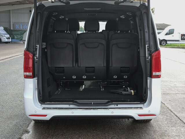 MERCEDES-BENZ EQV 300 Avantgarde Line,lang,7Sitze,2xKlima,LED... - Minibus, Electric bus: picture 2 MERCEDES-BENZ EQV 300 Avantgarde Line,lang,7Sitze,2xKlima,LED... - Minibus, Electric bus: picture 2