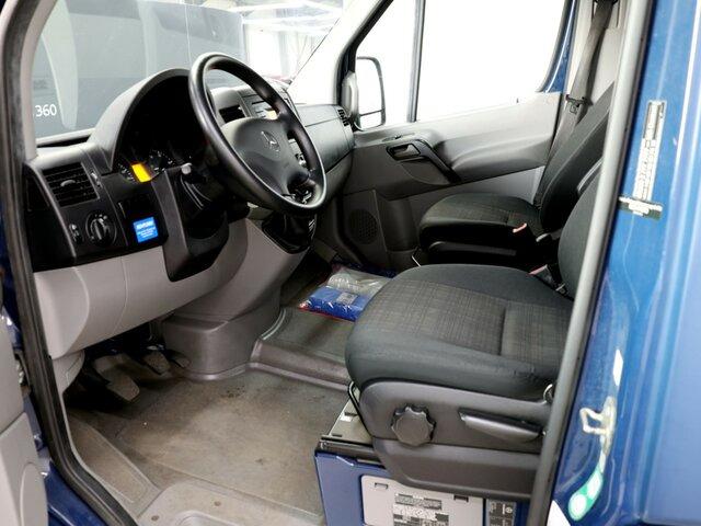 MERCEDES-BENZ Sprinter 316CDI DOKA,Allrad,Klima - Curtain side van, Combi van: picture 2 MERCEDES-BENZ Sprinter 316CDI DOKA,Allrad,Klima - Curtain side van, Combi van: picture 2