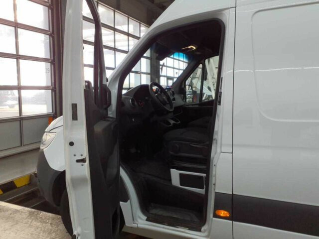 MERCEDES-BENZ Sprinter 317 CDI,3665mm,Automatik,Kamera... - Panel van: picture 2 MERCEDES-BENZ Sprinter 317 CDI,3665mm,Automatik,Kamera... - Panel van: picture 2