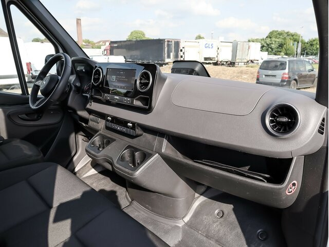 MERCEDES-BENZ Sprinter 317 Maxi,9GTronic,MBUX,Kamera... - Panel van: picture 4 MERCEDES-BENZ Sprinter 317 Maxi,9GTronic,MBUX,Kamera... - Panel van: picture 4