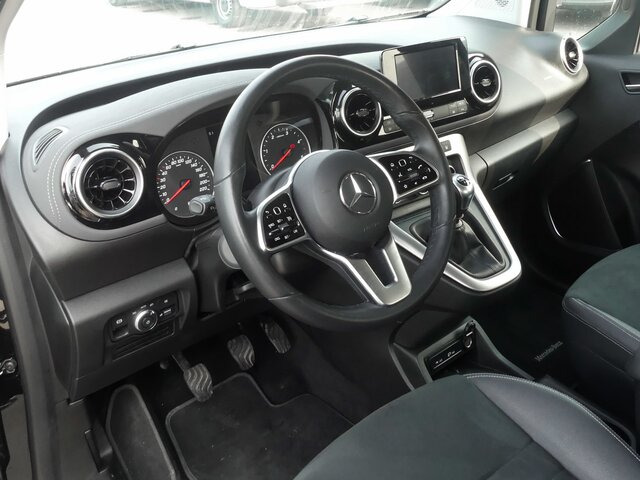 MERCEDES-BENZ T 180 d,Power Plus,LED,MBUX,Navi,Rückfahrkamera - Passenger van: picture 4 MERCEDES-BENZ T 180 d,Power Plus,LED,MBUX,Navi,Rückfahrkamera - Passenger van: picture 4