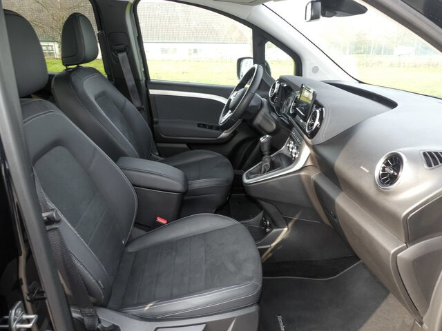 MERCEDES-BENZ T 180 d,Power Plus,LED,MBUX,Navi,Rückfahrkamera - Passenger van: picture 3 MERCEDES-BENZ T 180 d,Power Plus,LED,MBUX,Navi,Rückfahrkamera - Passenger van: picture 3