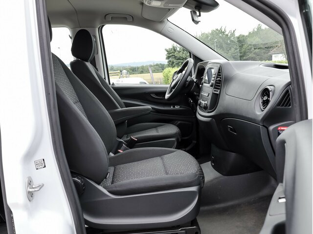 MERCEDES-BENZ Vito 114 TourerPro,Extralang,8Sitzer,Automatik - Minibus, Passenger van: picture 3 MERCEDES-BENZ Vito 114 TourerPro,Extralang,8Sitzer,Automatik - Minibus, Passenger van: picture 3