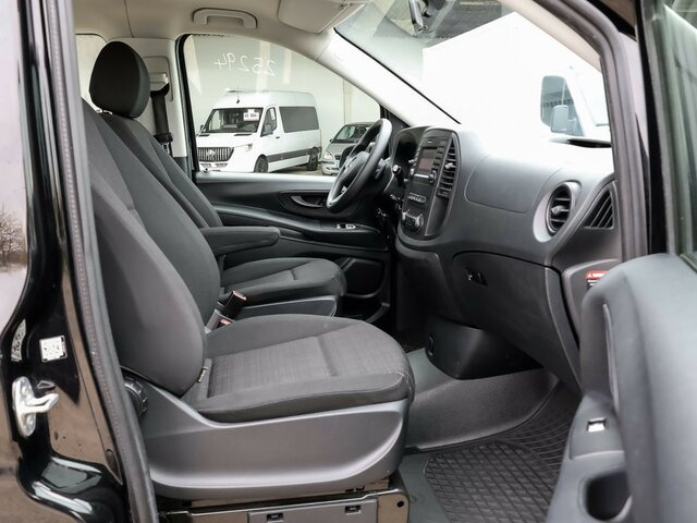 MERCEDES-BENZ Vito 114 TourerPro,Extralang,8Sitzer,Automatik... - Passenger van: picture 3 MERCEDES-BENZ Vito 114 TourerPro,Extralang,8Sitzer,Automatik... - Passenger van: picture 3