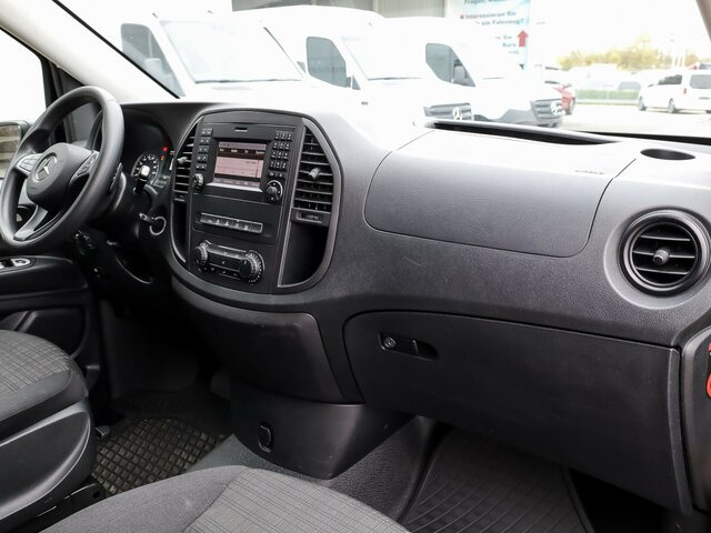 MERCEDES-BENZ Vito 114 TourerPro,Extralang,8Sitzer,Automatik... - Passenger van: picture 4 MERCEDES-BENZ Vito 114 TourerPro,Extralang,8Sitzer,Automatik... - Passenger van: picture 4