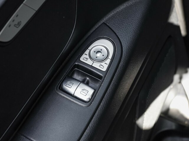 Passenger van MERCEDES-BENZ Vito 114 TourerPro,lang,Automatik,8Sitze,Kamera: picture 7