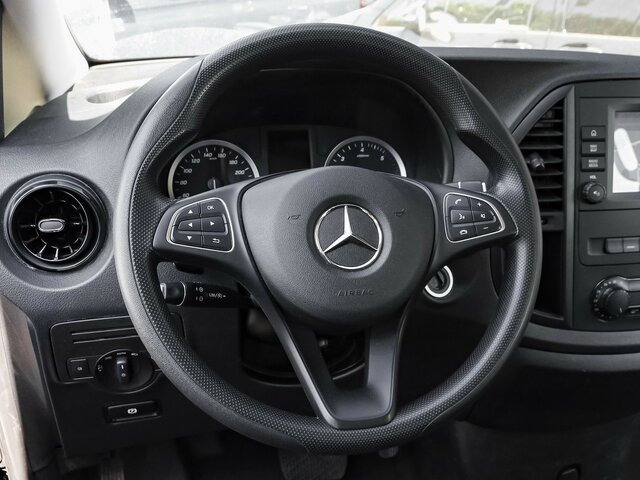 Passenger van MERCEDES-BENZ Vito 114 TourerPro,lang,Automatik,8Sitze,Kamera: picture 8