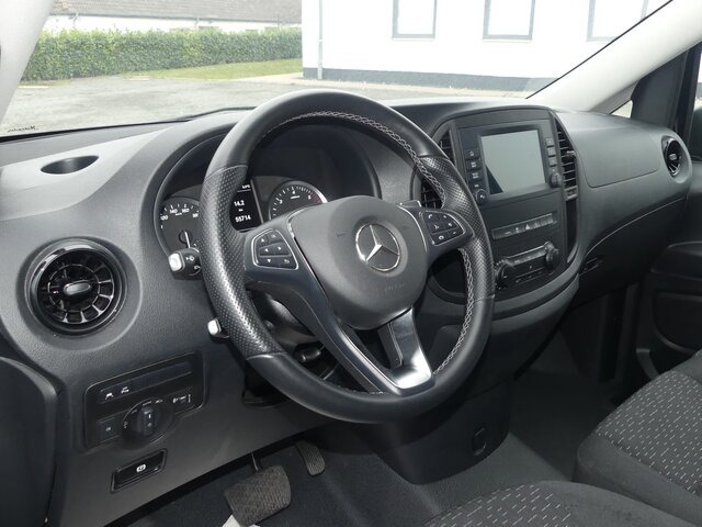 MERCEDES-BENZ Vito 116CDI lang,TourerPro,2Klima,9Sitze,Kamera - Minibus, Passenger van: picture 4 MERCEDES-BENZ Vito 116CDI lang,TourerPro,2Klima,9Sitze,Kamera - Minibus, Passenger van: picture 4