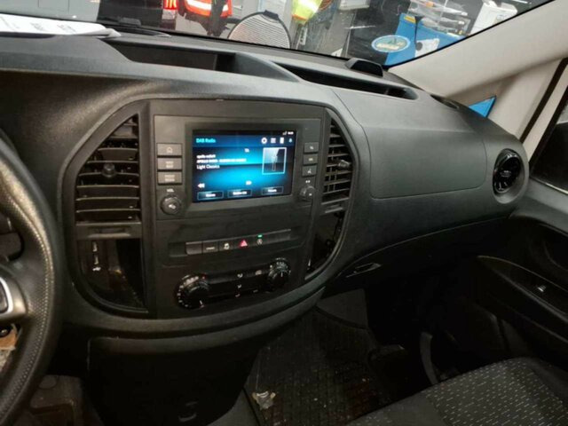 MERCEDES-BENZ Vito116CDI KA Extralang,Automatik,Klima,Kamera... - Small van: picture 4 MERCEDES-BENZ Vito116CDI KA Extralang,Automatik,Klima,Kamera... - Small van: picture 4