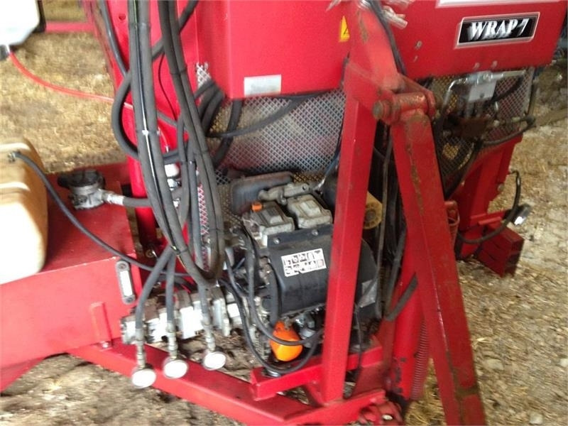 Pomi Wrap 7 - Bale wrapper: picture 2 Pomi Wrap 7 - Bale wrapper: picture 2