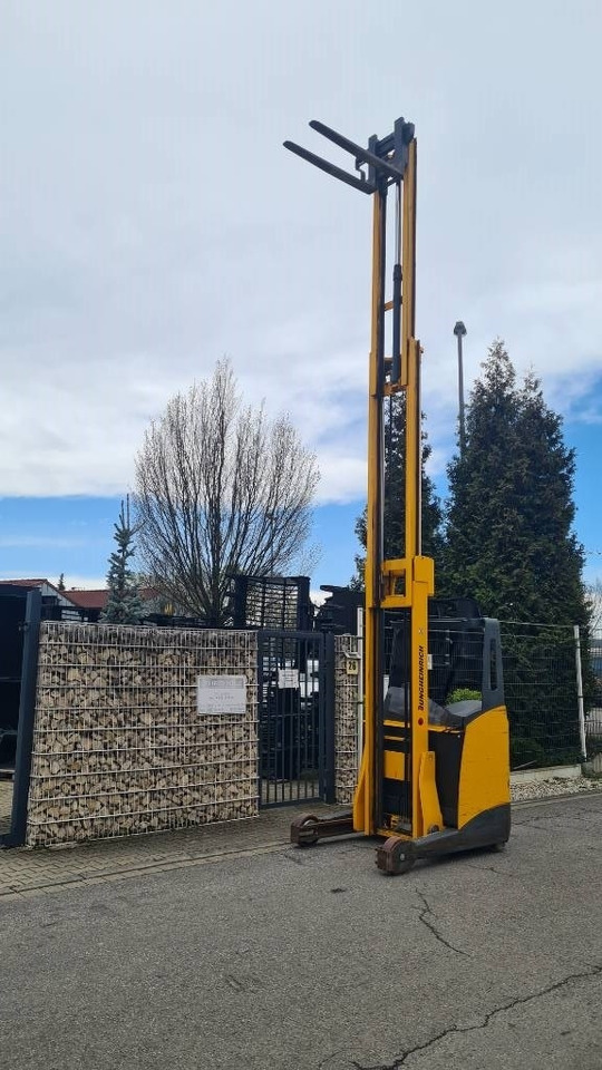 Reach truck Jungheinrich ETV 216, Triplex, 6,9 m Hubhöhe, Hubkraft 1.600 kg: picture 9