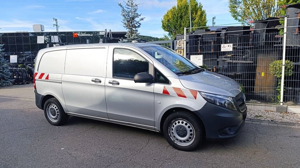 Mercedes-Benz Vito 114 CDI Allrad-Werkstattschränke-Standheizung - Closed box van: picture 3 Mercedes-Benz Vito 114 CDI Allrad-Werkstattschränke-Standheizung - Closed box van: picture 3