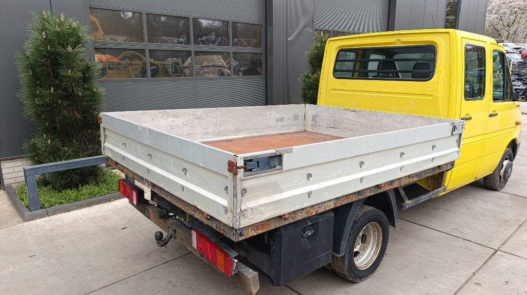 Volkswagen LT 46 Pritschenwagen, Doka, 7 Sitze, Motorschaden - Open body delivery van, Combi van: picture 4 Volkswagen LT 46 Pritschenwagen, Doka, 7 Sitze, Motorschaden - Open body delivery van, Combi van: picture 4