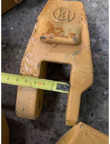 Ersatzzahn klein passend zu Hammer RH25 Abbruchpulverisierer - Hydraulic hammer: picture 3 Ersatzzahn klein passend zu Hammer RH25 Abbruchpulverisierer - Hydraulic hammer: picture 3