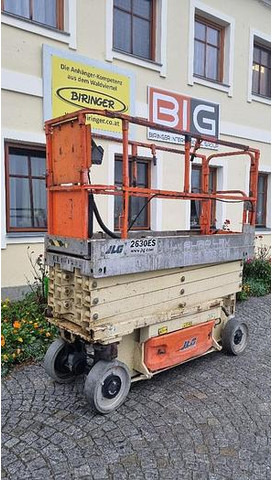 JLG 2630ES Scherenarbeitsbühne elektrisch - Aerial platform: picture 4 JLG 2630ES Scherenarbeitsbühne elektrisch - Aerial platform: picture 4