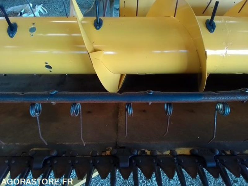 Agricultural machinery BARRE DE COUPE NEW HOLLAND HAUTE CAPACITE - 2009: picture 10