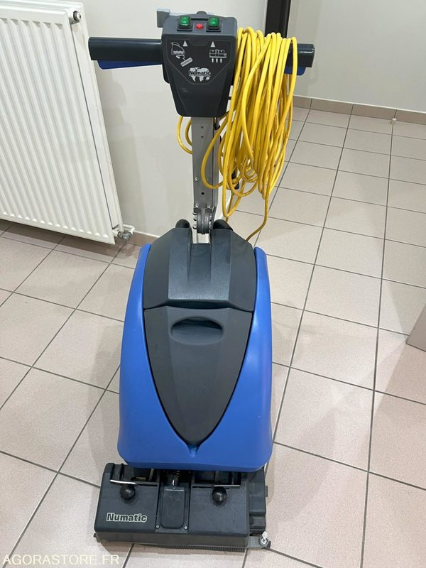 Autolaveuse - Scrubber dryer: picture 2 Autolaveuse - Scrubber dryer: picture 2