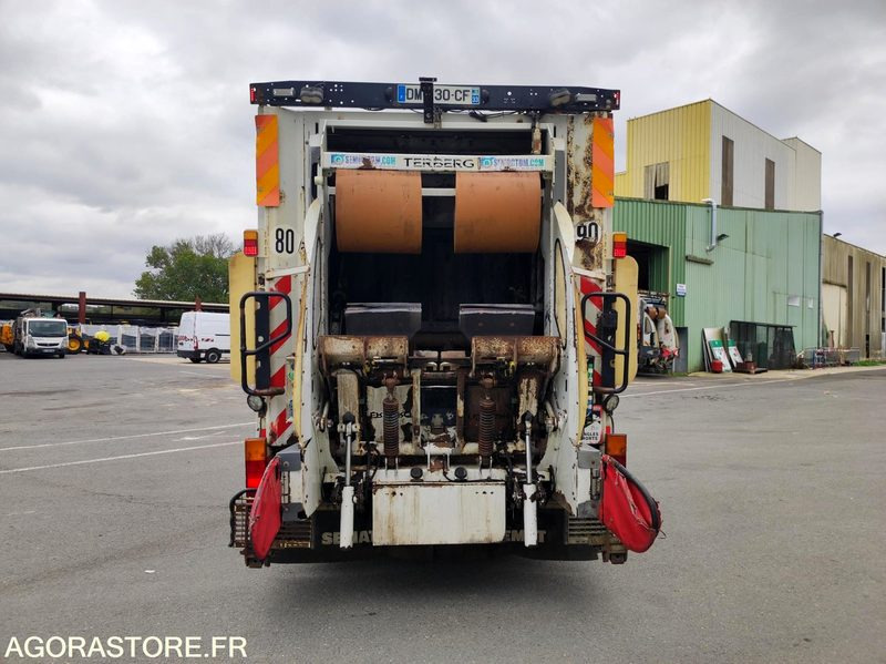 BOM 26T RENAULT DXI - Garbage truck: picture 4 BOM 26T RENAULT DXI - Garbage truck: picture 4